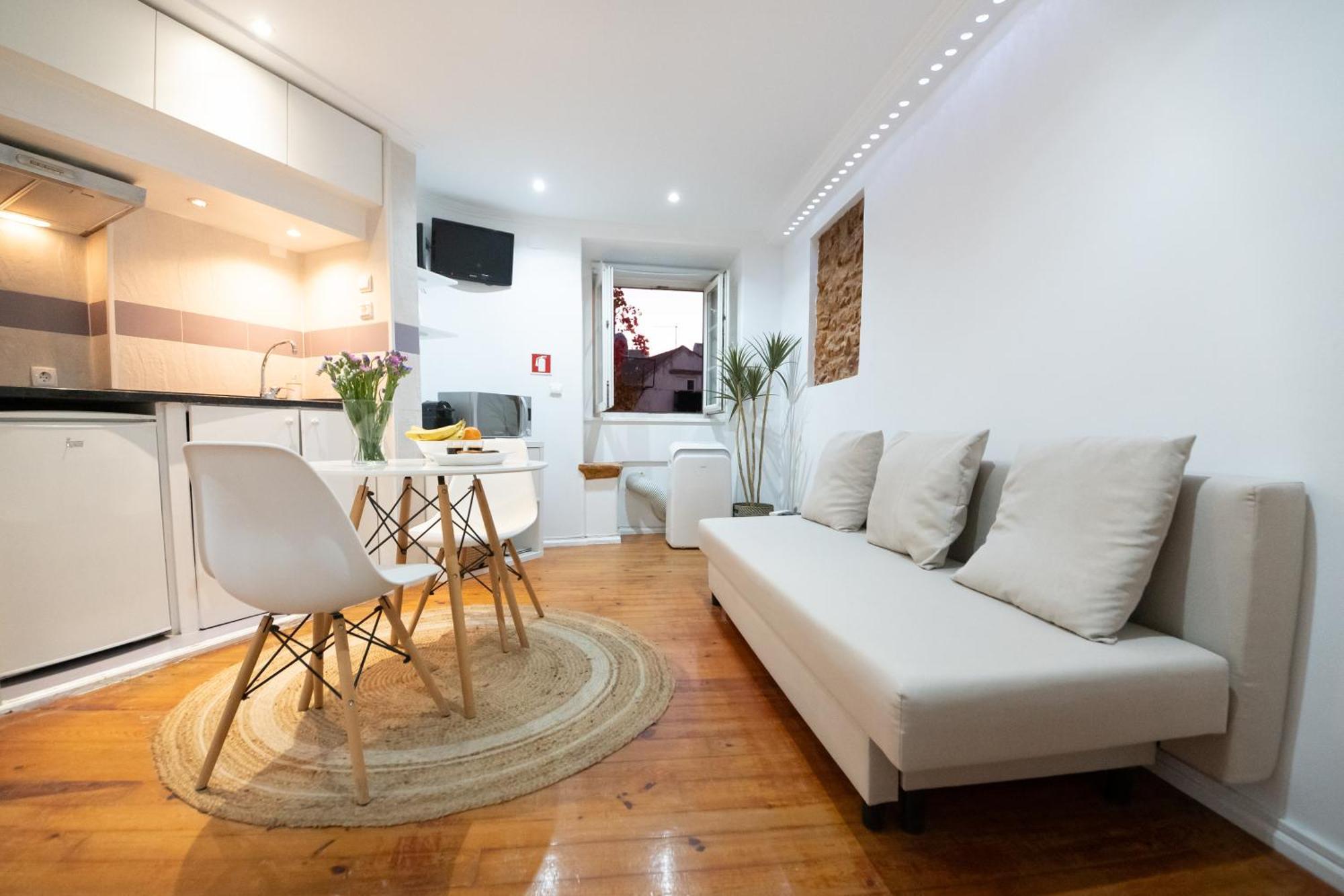 Alfama, The Heart Of Fado - Minutes From Tram 28 Appartement *