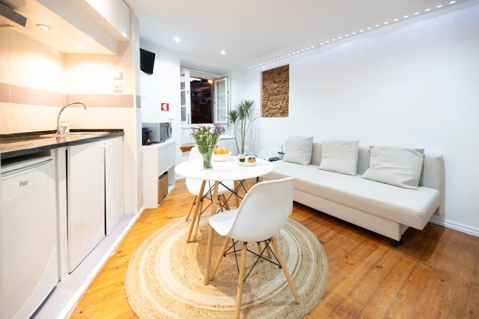 Apartment Alfama, The Heart Of Fado - Minutes From Tram 28 Lissabon